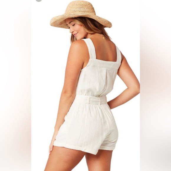 L Space Getaway romper - Picture 5 of 6